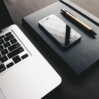 官方：山东泰山21岁后卫杨瑞琦租借加盟梅州客家，杨瑞琦足球